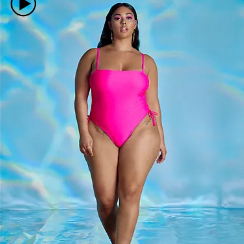 Fashion to Figure Tabria Majors 1pc swimsuit